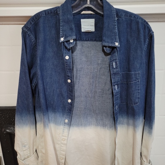 Custom ‘Bowie’ Ombré Button Down - American Eagle - Picture 2 of 2